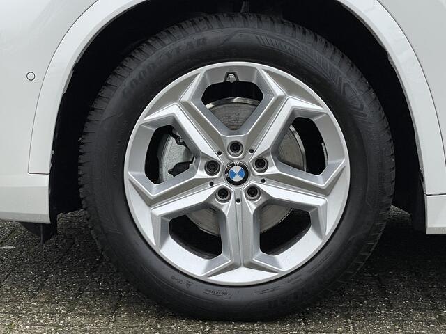 BMW X1 sDrive18i | M-Sport | Panorama | Harman/kardon | Elek. stoelverst. | Co Pilot