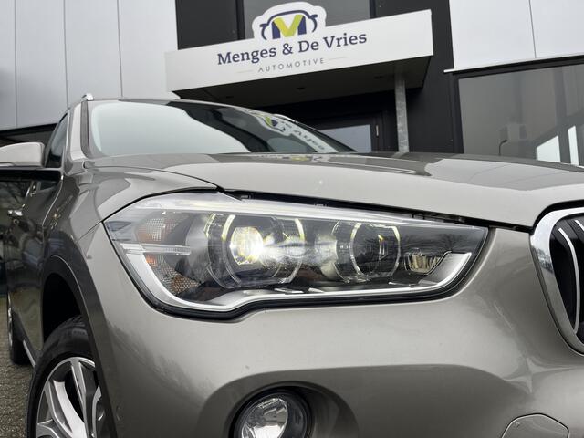 BMW X1 sDrive20i Orange Edition II Trekhaak | Stoelverwarming | LED | NAP | Head-Up display | Leder | Isofix
