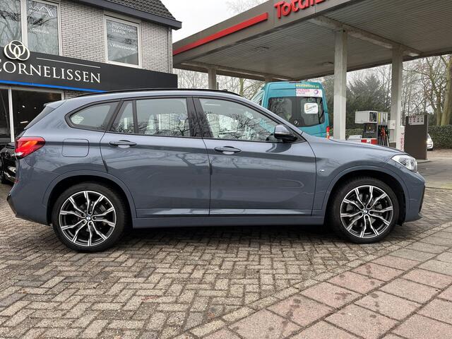 BMW X1 xDrive25e High Exe M-Sport Pano HUD Leder Camera S BMW X1 xDrive25e eDrive Edition