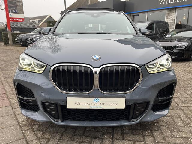 BMW X1 xDrive25e High Exe M-Sport Pano HUD Leder Camera S BMW X1 xDrive25e eDrive Edition