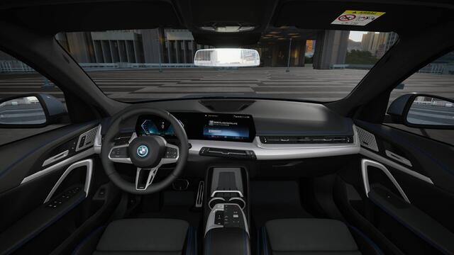 BMW X1 xDrive25e M Sport Automaat / Sportstoelen / Adaptieve LED / M Adaptief onderstel / Comfort Access / Stoelverwarming / Harman-Kardon