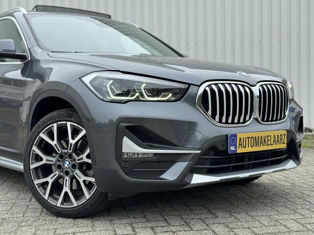 BMW X1 xDrive25e PANO CAM SFEER HUD TREKHAAK