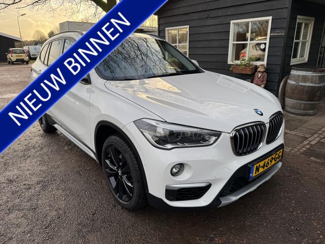 BMW X1 sDrive18i Centennial Exec. PANO|LEER|PDC