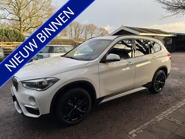 BMW X1 sDrive18i Centennial Exec. PANO|LEER|PDC