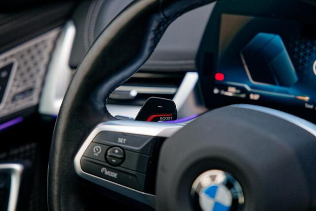 BMW X1 sDrive18i M-Sport, Panoramadak, TH, el. Stoelen, enz