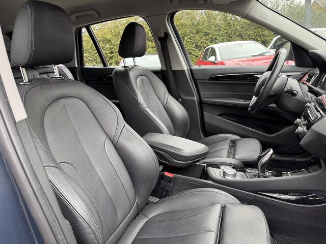 BMW X1 sDrive18i High Executive Aut. Sport-pack | Leer | Navi+