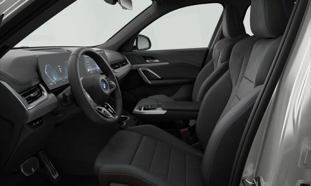 BMW X1 xDrive25e M-Sport - Stoelverwarming - Camera - Adaptive LED