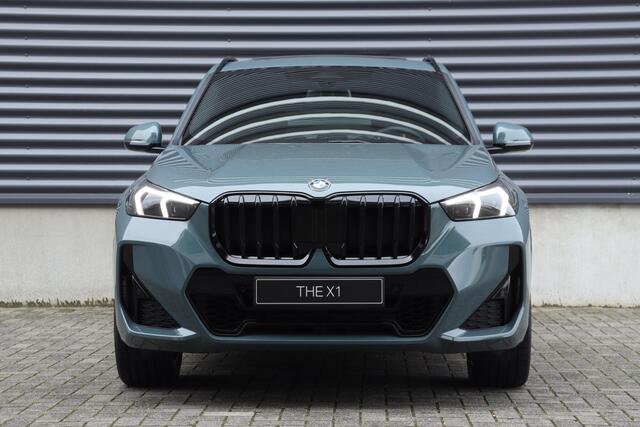 BMW X1 sDrive18i M Sport package | M Sport package Pro | Equipment package | Travel package