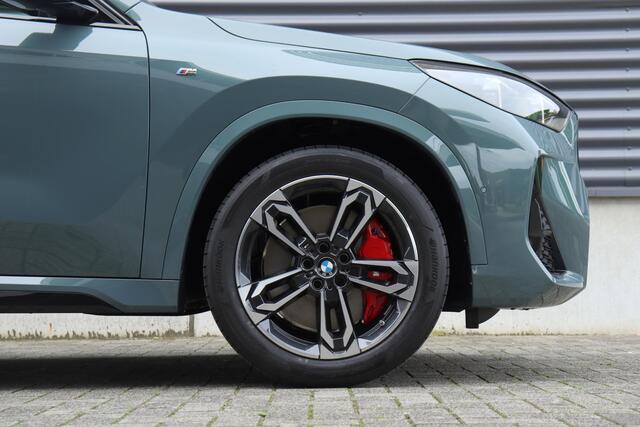 BMW X1 sDrive18i M Sport package | M Sport package Pro | Equipment package | Travel package