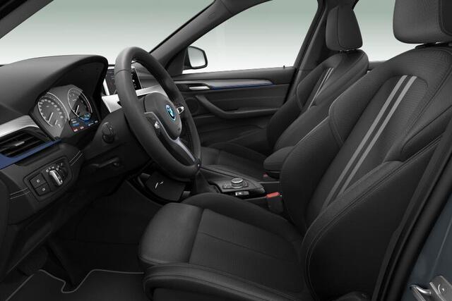 BMW X1 xDrive25e High Executive l Trekhaak