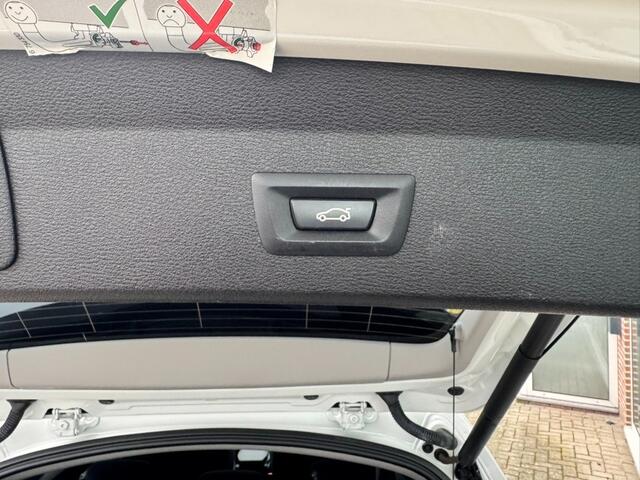 BMW X1 XDRIVE20I/ ALL IN PRIJS/ TREKHAAK