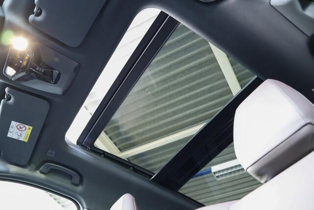 BMW X1 xDrive30e M-Sport / Pano / Leder / HUD / LED / CarPlay
