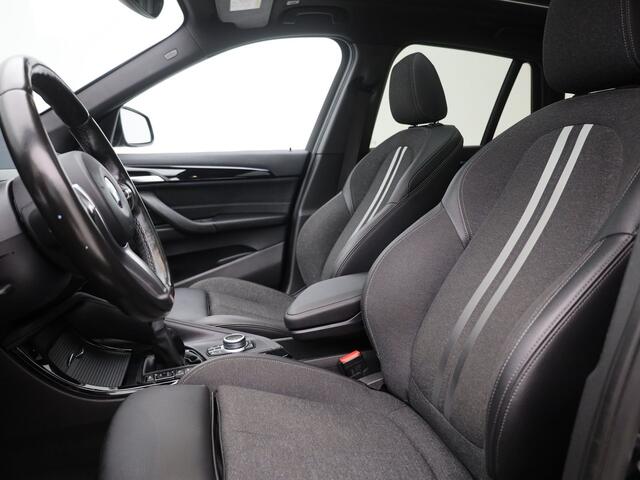 BMW X1 xDrive25e M-Sport | PANO | CAMERA | STOELVERWARMING
