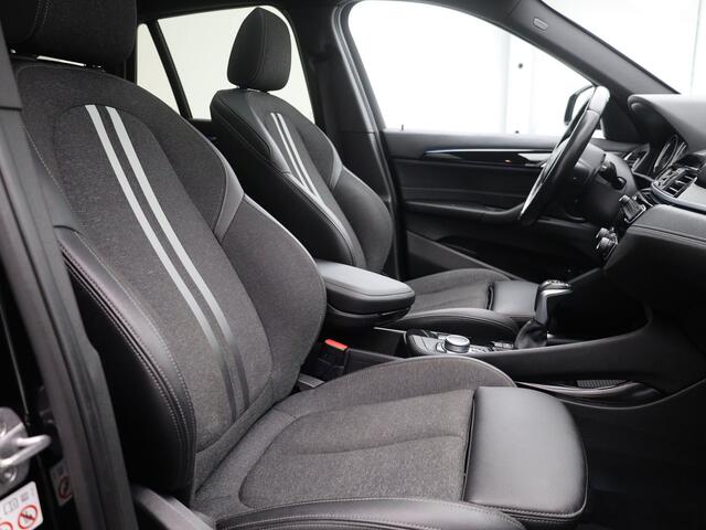 BMW X1 xDrive25e M-Sport | PANO | CAMERA | STOELVERWARMING