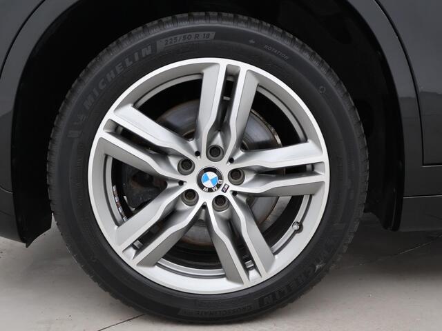 BMW X1 XDRIVE20i 192 PK AUT8 M-SPORT | LED | SPORTSTOELEN | STOELVERWARMING | 18 INCH LMV