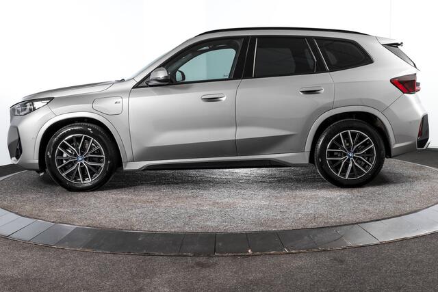 BMW X1 xDrive25e M-Sport - Automaat | Dig. Cockpit | Adapt. Cruise | PDC | Camera | NAV + App. Connect | ECC | Elek. Klep | LM 18" | 4425
