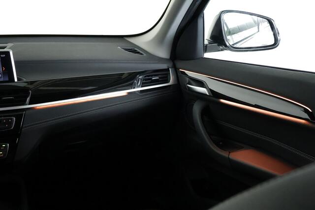 BMW X1 sDrive18i High Executive / LED / Navi / Cam / Trekhaak