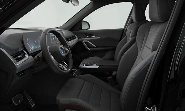 BMW X1 xDrive25e M Sport - Sportstoelen - Elektrisch verwarmde stoelen - Driving Assistant Plus - Automatisch dimmende binnen/buitenspiegel - Comfort Access - Grootlichtassistent - Dashboard Luxury - M Sportstuurwiel -