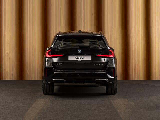 BMW X1 xDrive30e M-SPORT-PANO-H/K-HUD-20"