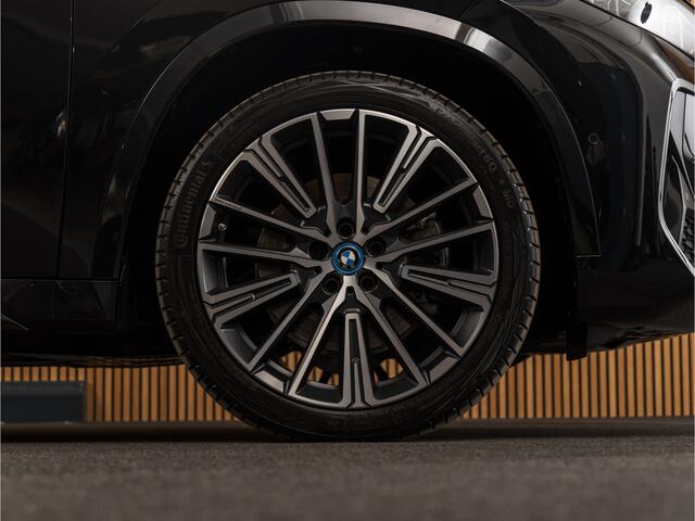 BMW X1 xDrive30e M-SPORT-PANO-H/K-HUD-20"