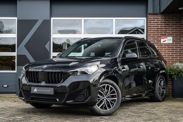 BMW X1 xDrive25e M Sport | Shadow | Driving Ass. Plus | Camera | Adapt. Led | Stoelverwarming | 18 Inch |
