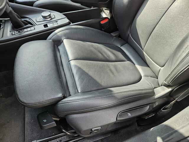 BMW X1 xDrive25e Sportline Plug in Hybrid PHEV | Panodak | Apple Carplay | 19"L.M | Lederen Sportstoelen | DAB | Harman Kardon | Head Up | Stuurverwarming |