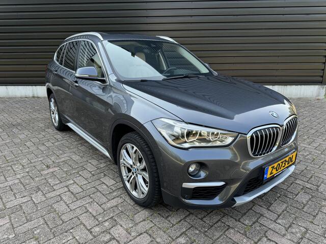 BMW X1 xDrive20i Executive Automaat panodak zeer netjes Memory stoelen VOL VOL