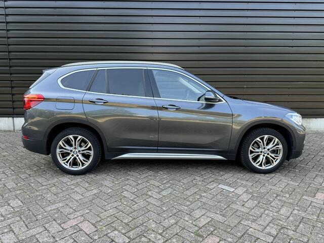 BMW X1 xDrive20i Executive Automaat panodak zeer netjes Memory stoelen VOL VOL