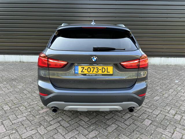 BMW X1 xDrive20i Executive Automaat panodak zeer netjes Memory stoelen VOL VOL