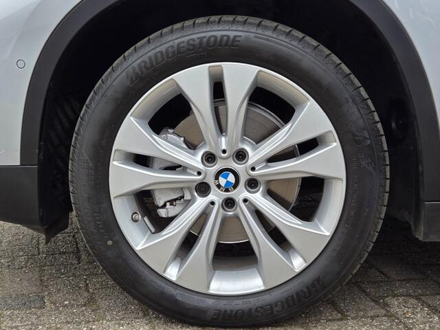 BMW X1 SDRIVE18I SPORTLINE I SPORTSTOELEN I CAMERA I 18 INCH I