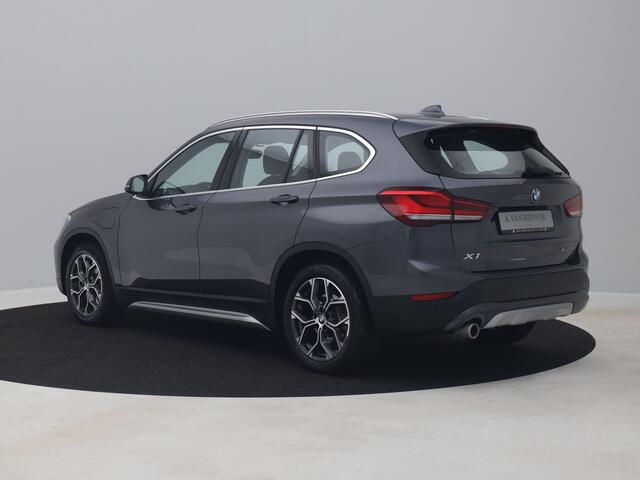 BMW X1 xDrive25e | CAMERA | STOELVERWARMING | NAVIGATIE
