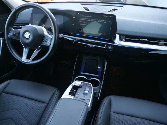 BMW X1 18i 136 Pk sDrive Automaat Navigatie / Leder / Keyless / Apple Carplay / Camera