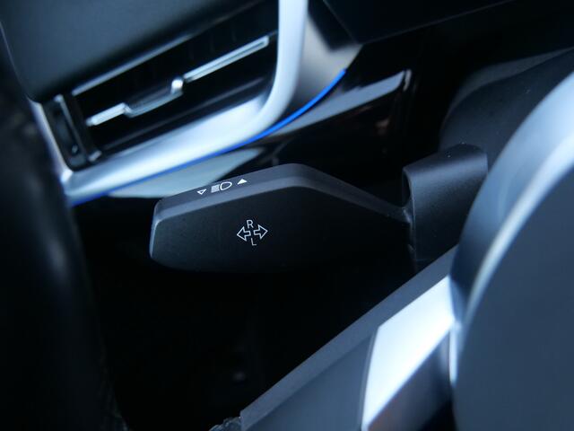 BMW X1 18i 136 Pk sDrive Automaat Navigatie / Leder / Keyless / Apple Carplay / Camera