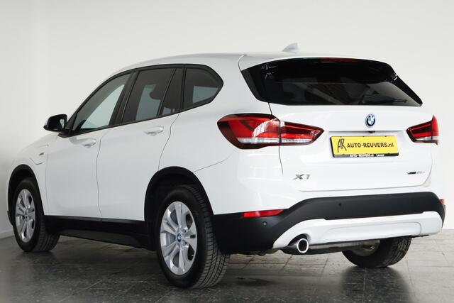BMW X1 xDrive25e / LED / Navi / DAB / Camera / Bluetooth