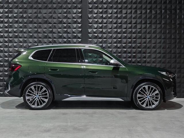 BMW X1 xDrive25e |20"|Pano | Memo | H/K | Trekh. | HUD | ACC | Adap. Li. |
