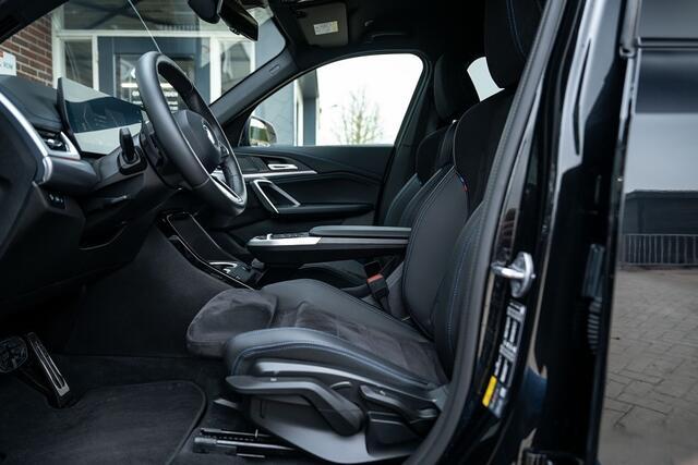 BMW X1 30e xDrive M Sport | Shadow | Driving Ass. Prof. | HIFI | ACC | Camera | 18 Inch |