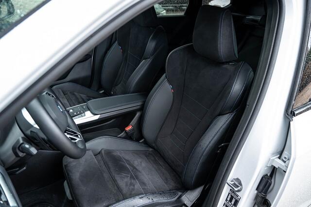 BMW X1 xDrive25e M Sport | Shadow | Driving Ass. Plus | Camera | Adapt. Led | Stoelverwarming | 18 Inch |