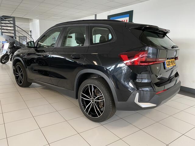 BMW X1 xDrive25e Apple Carplay / Android /Elec achterklep / Camera / Navigatie