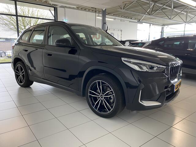 BMW X1 xDrive25e Apple Carplay / Android /Elec achterklep / Camera / Navigatie