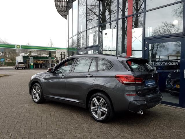 BMW X1 xDrive25e M-Pakket | Navi | ECC | PDC | 18inch | Sportstoelen