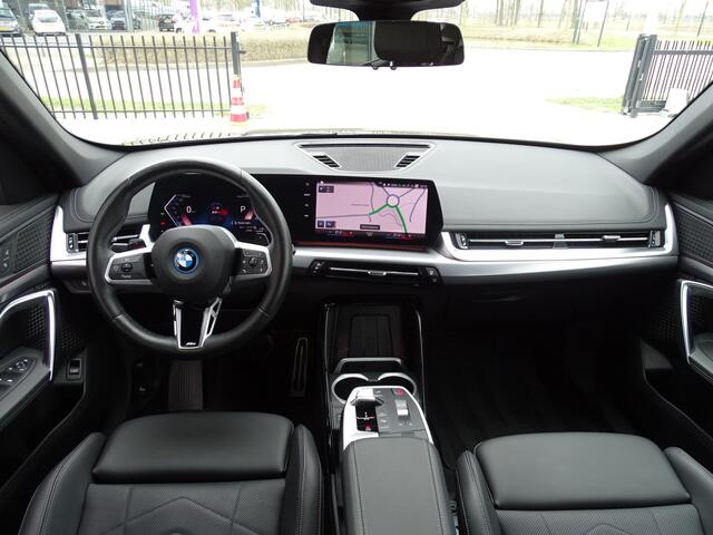 BMW X1 xDrive25e M Sportpakket Driv.Ass.Plus Premium Pack Ada.Led Camera 18"LM Velgen