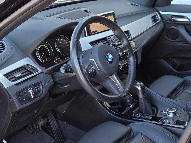 BMW X1 XDRIVE25E M SPORT I 18 INCH I SPORTSTOELEN LEDER I CAMERA I