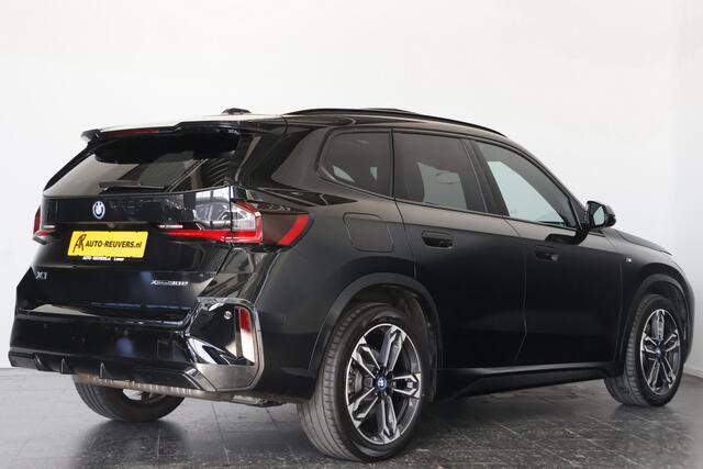 BMW X1 xDrive30e M-Sport / Opendak / Harmankardon / HUD / Pilot assist