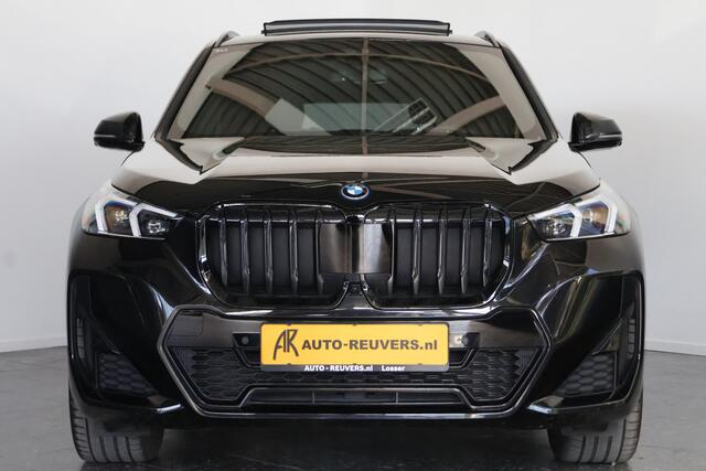 BMW X1 xDrive30e M-Sport / Opendak / Harmankardon / HUD / Pilot assist