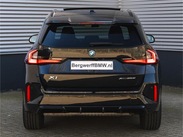 BMW X1 xDrive25e M-Sport - Pano - Driving Ass Plus - Stoelverwarming
