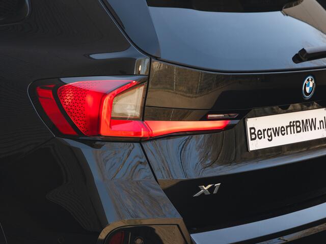 BMW X1 xDrive25e M-Sport - Pano - Driving Ass Plus - Stoelverwarming