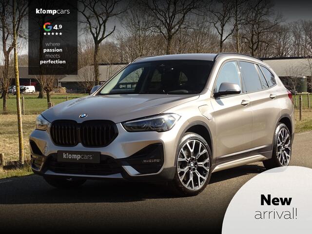 BMW X1 xDrive25e Sportline | HUD |10''Nav Pro | Kashmir | Memoryst. | All-black | 19 inch M-sport