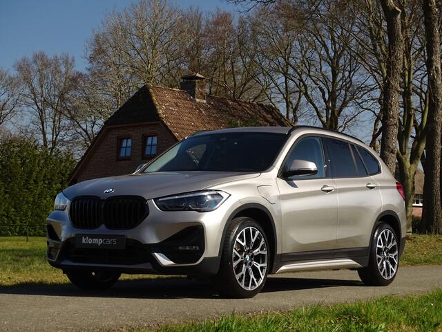 BMW X1 xDrive25e Sportline | HUD |10''Nav Pro | Kashmir | Memoryst. | All-black | 19 inch M-sport