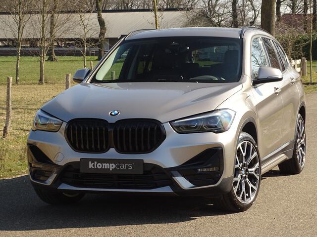 BMW X1 xDrive25e Sportline | HUD |10''Nav Pro | Kashmir | Memoryst. | All-black | 19 inch M-sport