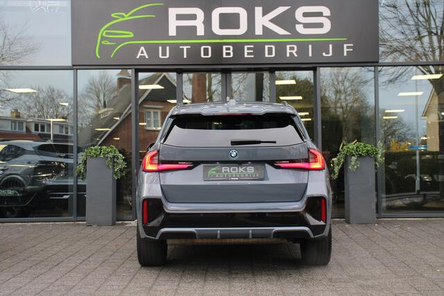 BMW X1 xDrive30e M-Sportpakket FullOptions Shadowline/InnovationPack/TravelPack/HarmanKardon/Headup/Panoramadak/19inch